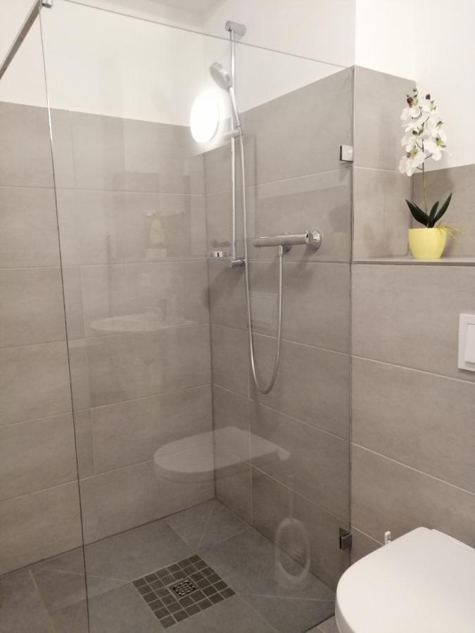 Apartment Og Oststeinbek Eksteriør bilde